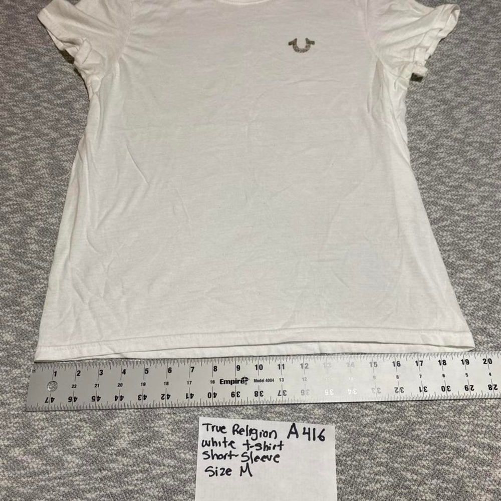 True Religion white t-shirt short sleeves Size M. SKU-A416 #denim